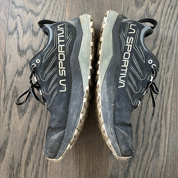 Black La Sportiva mountain running ergonomic shoes I pack break system - Picture 4 of 4